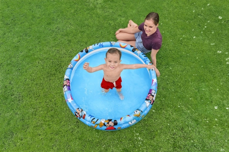 Zábava na zahradě