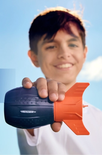 Snadný úchop a dlouhé hody