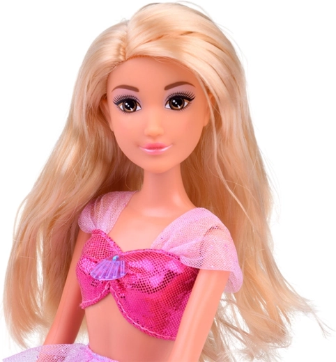 Vlasy k česání a realistické detaily