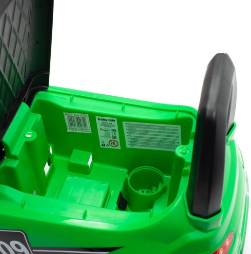 Úložná schránka pod sedadlem