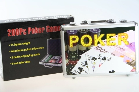 sada na poker v hliníkovém kufříku 200 dílů