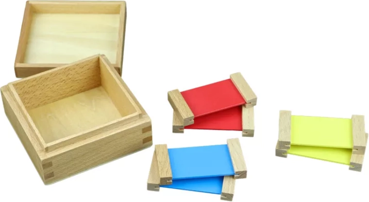 Barevné destičky 1 – základní sada Moyo Montessori