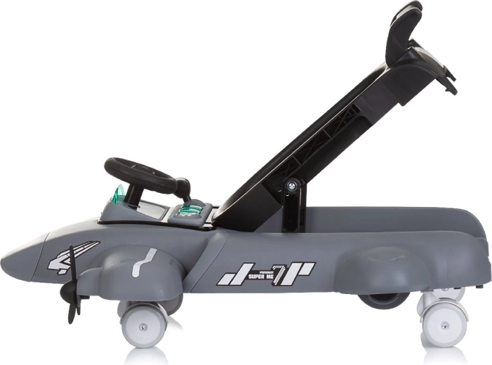 3v1: chodítko, tlačítko i zábavné letadlo