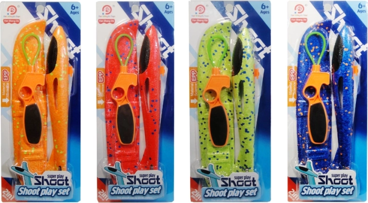 Pěnové házecí letadlo s vystřelovačem a světlem