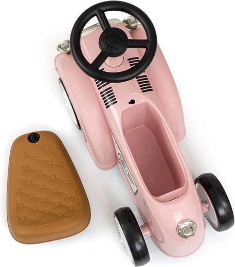 Praktický úložný prostor pod sedadlem