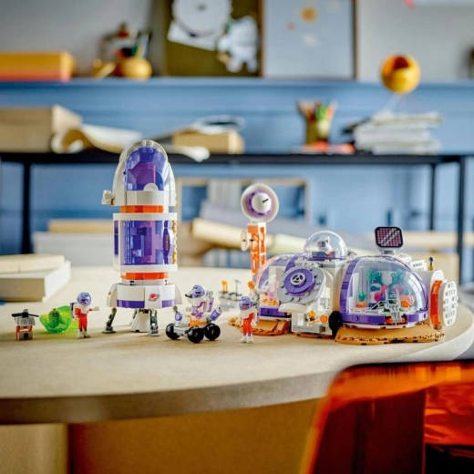 Raketa, rover a dron pro realistické mise