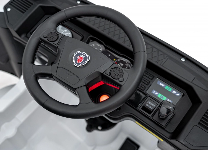 Multimédia s Bluetooth, MP3 a USB