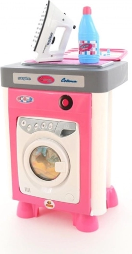 Sušení prádla se sušákem a kolíčky