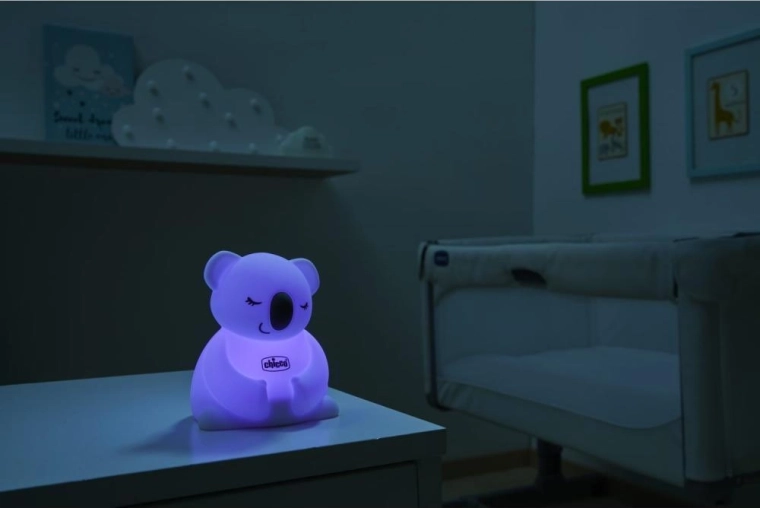8 barevných tónů pro klidné usínání