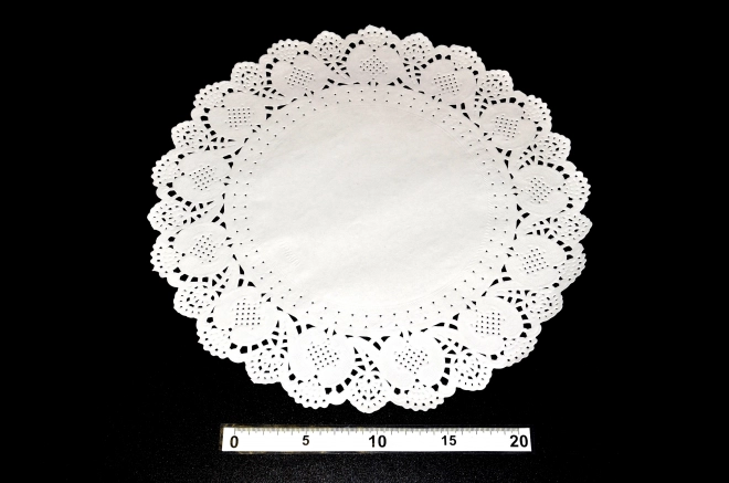 Papírová krajka pod dort 36 cm, 8 ks