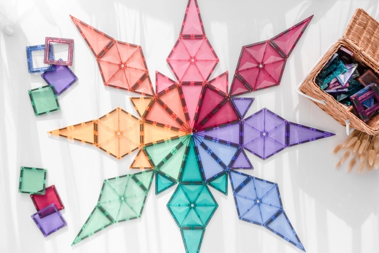 Průhledné pastelové barvy a kvalitní zpracování