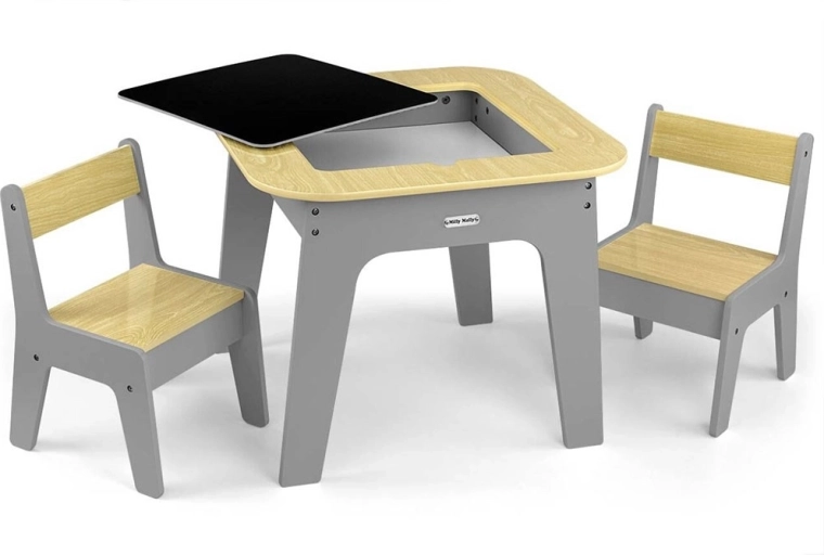 Oboustranná deska: kostky i tabule na křídu