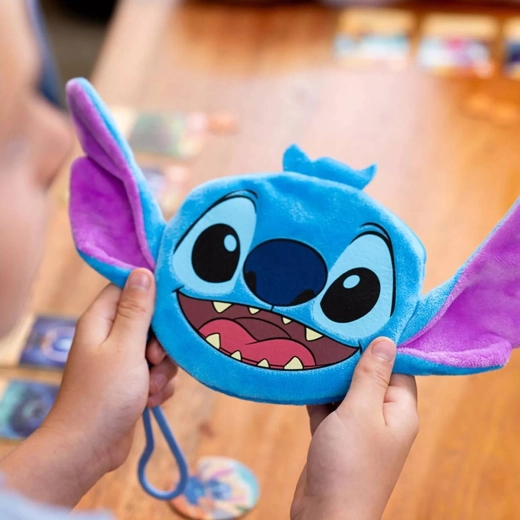 Plyšový pytlík a putovní žeton Stitch v balení