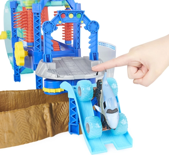 Dva výjezdy: Dirt Donut nebo skluzavka