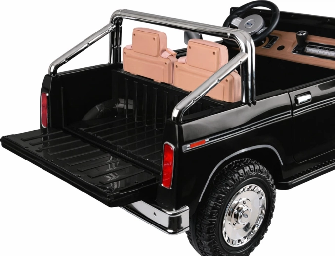 Realistický retro design pickup