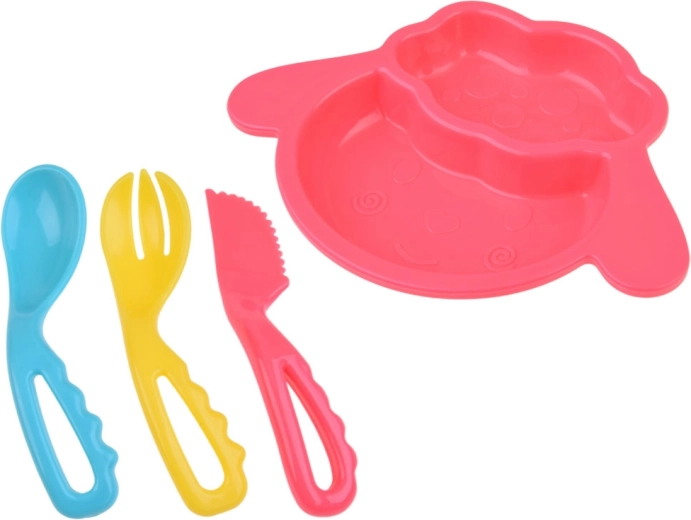 Jídelní židlička a nádobíčko pro realistickou hru