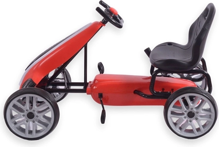 Nastavitelné sedadlo a ergonomický volant