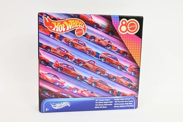 Hot Wheels Silver Series sběratelská sada 8 aut z 80. a 90. let