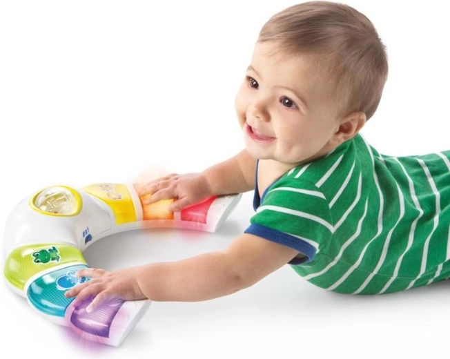 2 způsoby hraní: na bříšku i vsedě