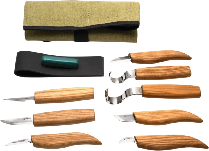 BeaverCraft sada 8 nožů na dřevořezbu v roli s příslušenstvím