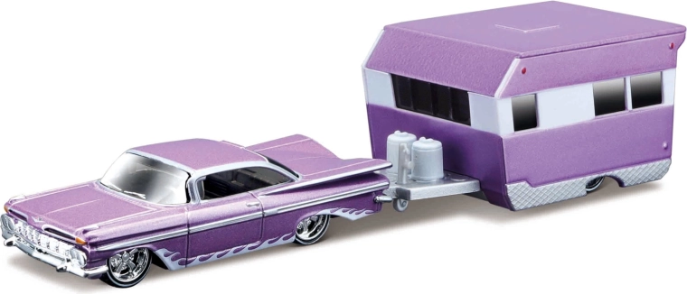 Maisto Design Tow & Go 1959 Chevrolet Impala s obytným přívěsem Alameda 1:64