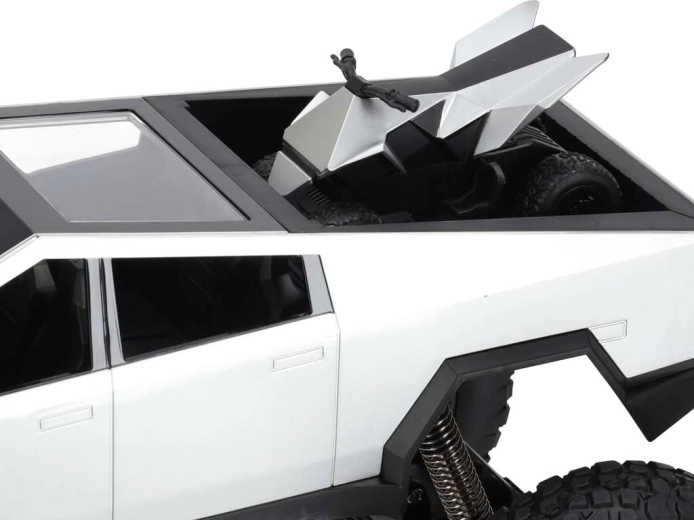Impozantní model v měřítku 1:8
