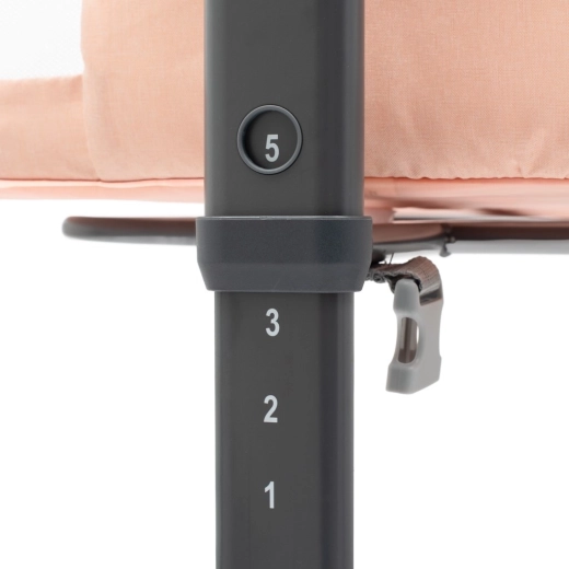 5 úrovní výšky pro dokonalé sladění s postelí