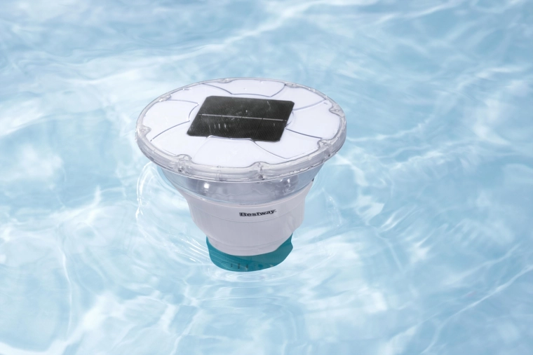 Solární LED osvětlení s automatickým zapnutím