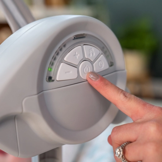 Tiché houpání s 6 rychlostmi