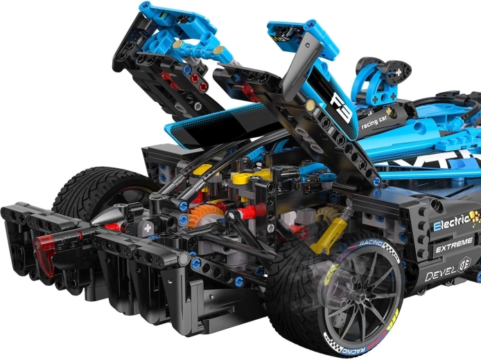 Pohyblivé prvky a funkční mechaniky