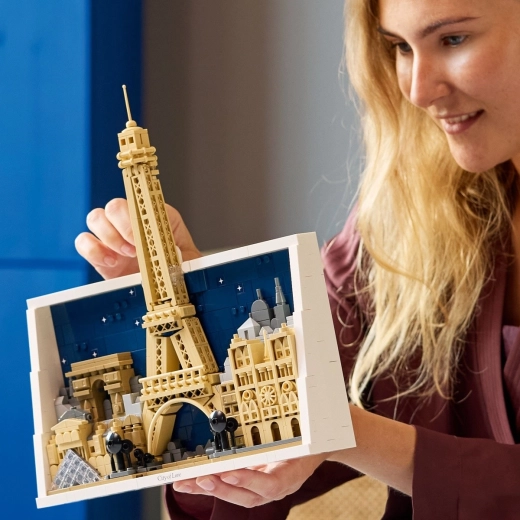 Dekorace na stěnu i na polici