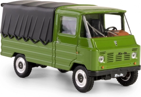 Věrná replika klasického ŻUKu