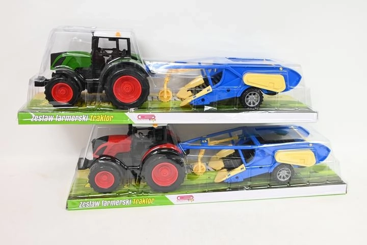 Traktor se zemědělským strojem