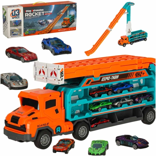 Nákladní auto – nosič aut s dvoukolejným závodním tratí, oranžové