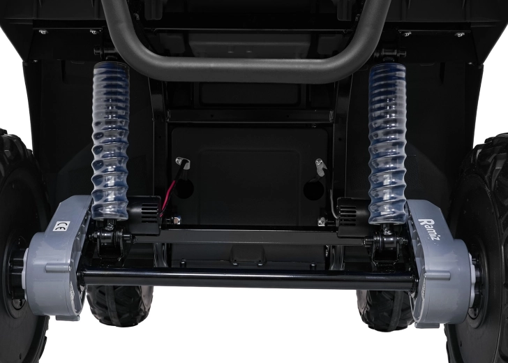 Pohon 4×4 a silná baterie pro delší jízdu