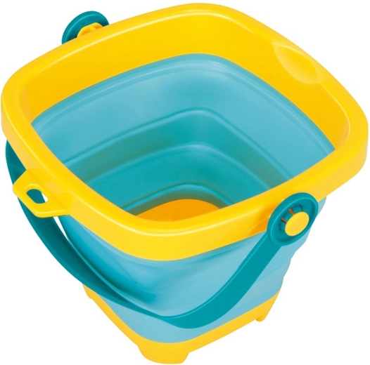 Skládací silikonové vědro šetří místo