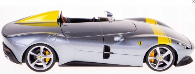 Detailní kovový model Ferrari