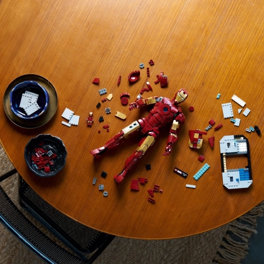 Polohovatelná sběratelská figurka