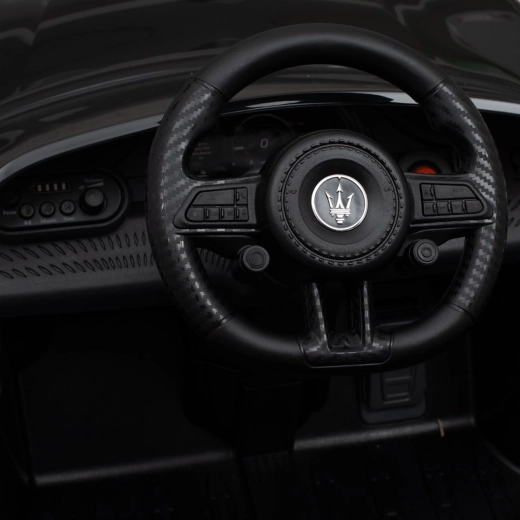 Komfort a zábava: EVA kola, eko kůže a Bluetooth