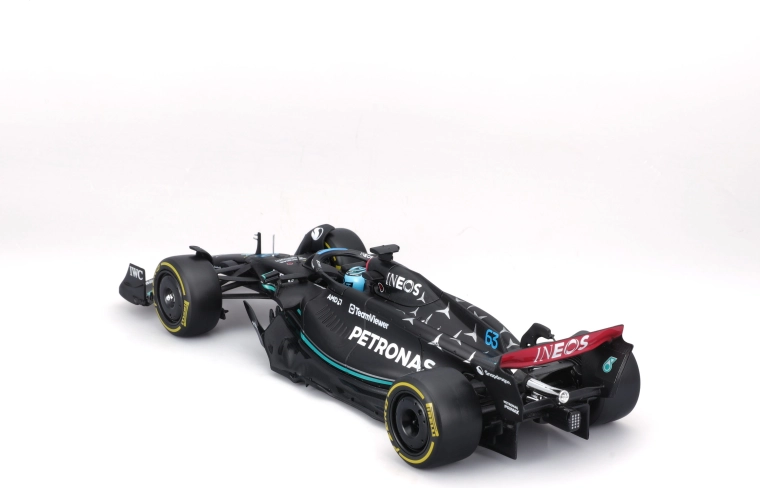 Kovová konstrukce a realistická aerodynamika