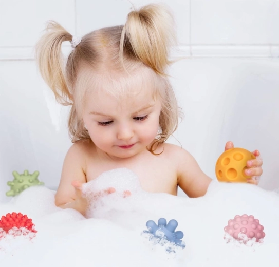 Bez dírek pro hygienickou hru i ve vodě