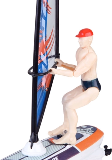 Detailní provedení s barevnou plachtou