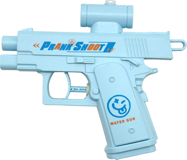 Letní zábava s vodní pistolí