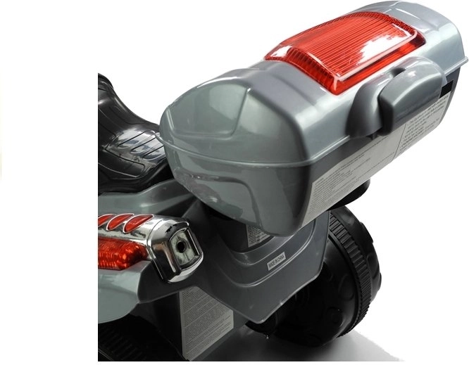 Otevíratelný zadní kufr