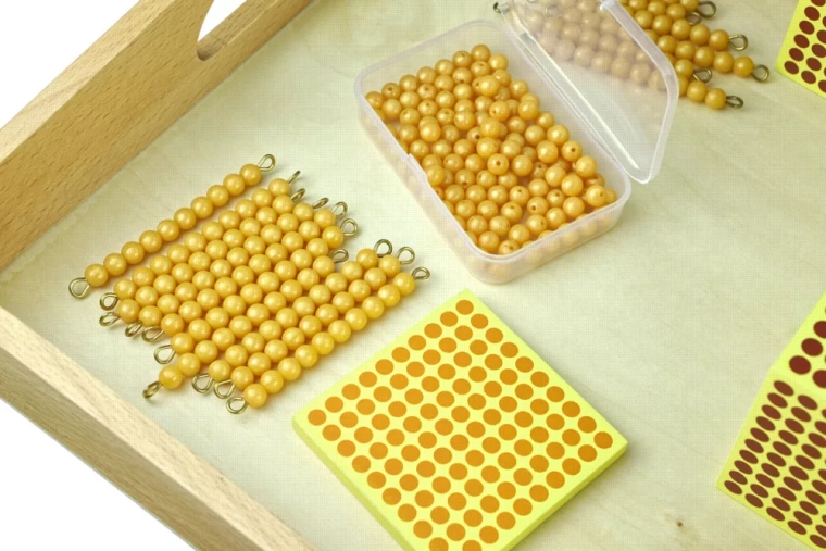 Perlový materiál pro počítání a skládání množství