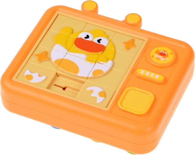 Posuvné puzzle s motivem kuřátka