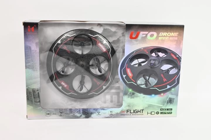 RC dron ve tvaru UFO s LED osvětlením