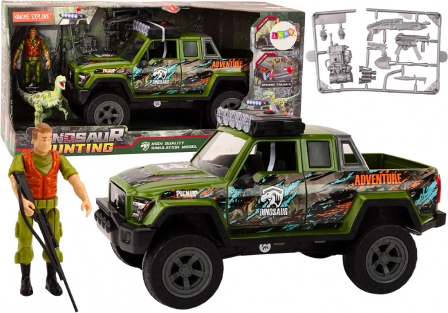 Zelené terénní auto s dino figurkami a zvukovými efekty