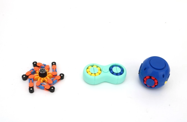 Brain puzzle hlavolamy had, kostka a kuličkový - 1 kus