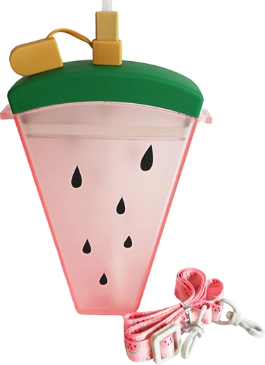 Hrnek na pití s brčkem meloun